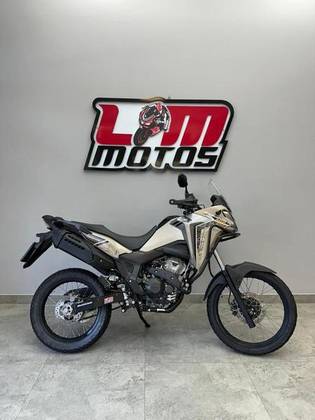 HONDA XRE 300 SAHARA ADVENTURE 